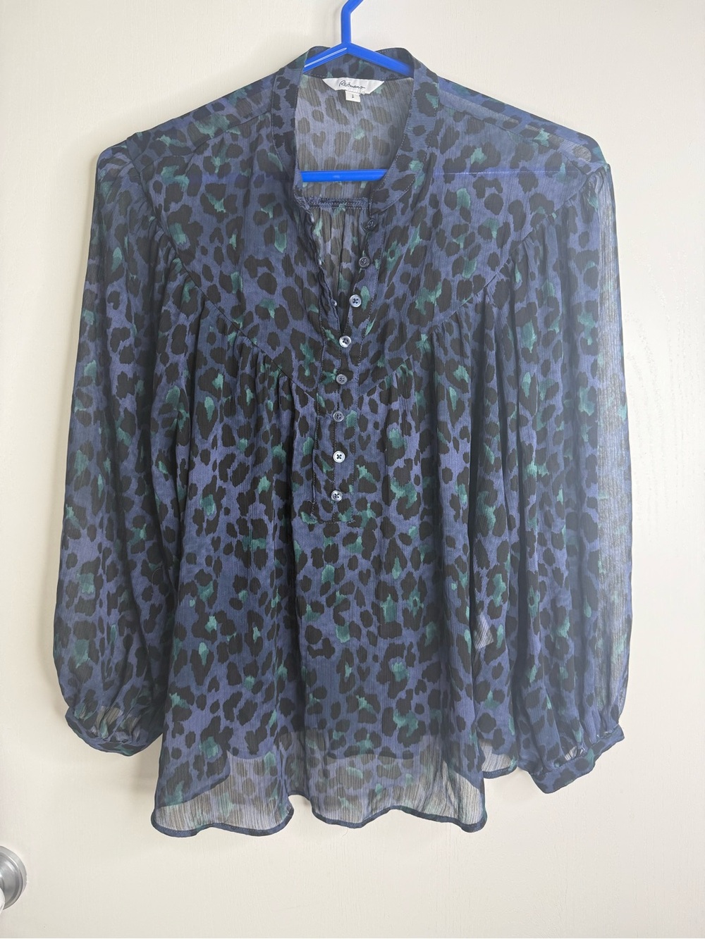 Reitmans Sheer Navy & Teal Leopard Print Half Button-Front Blouse Small